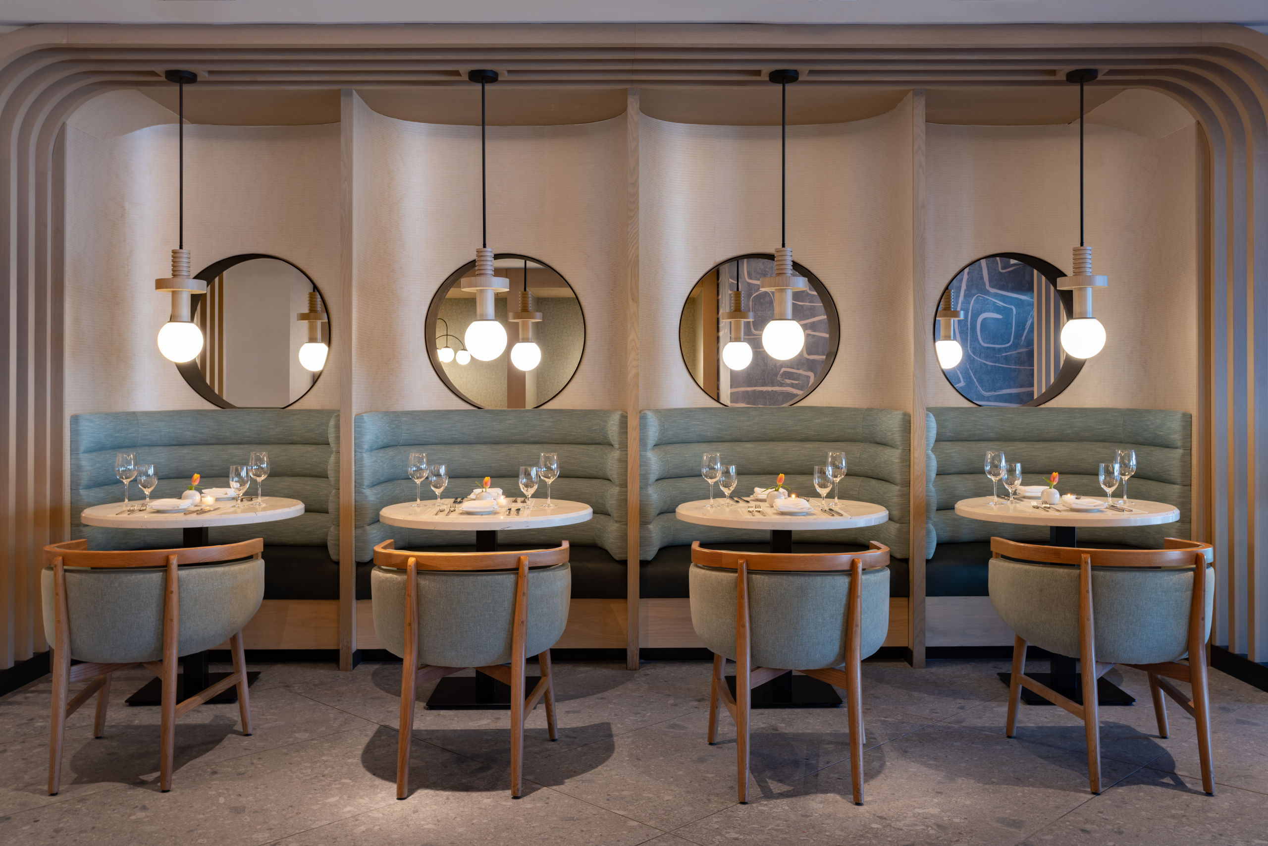 Gold Coast Kitchen + Cocktails