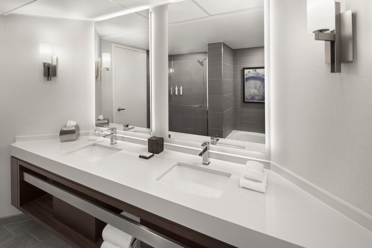 Bi-Level Suite Bathroom