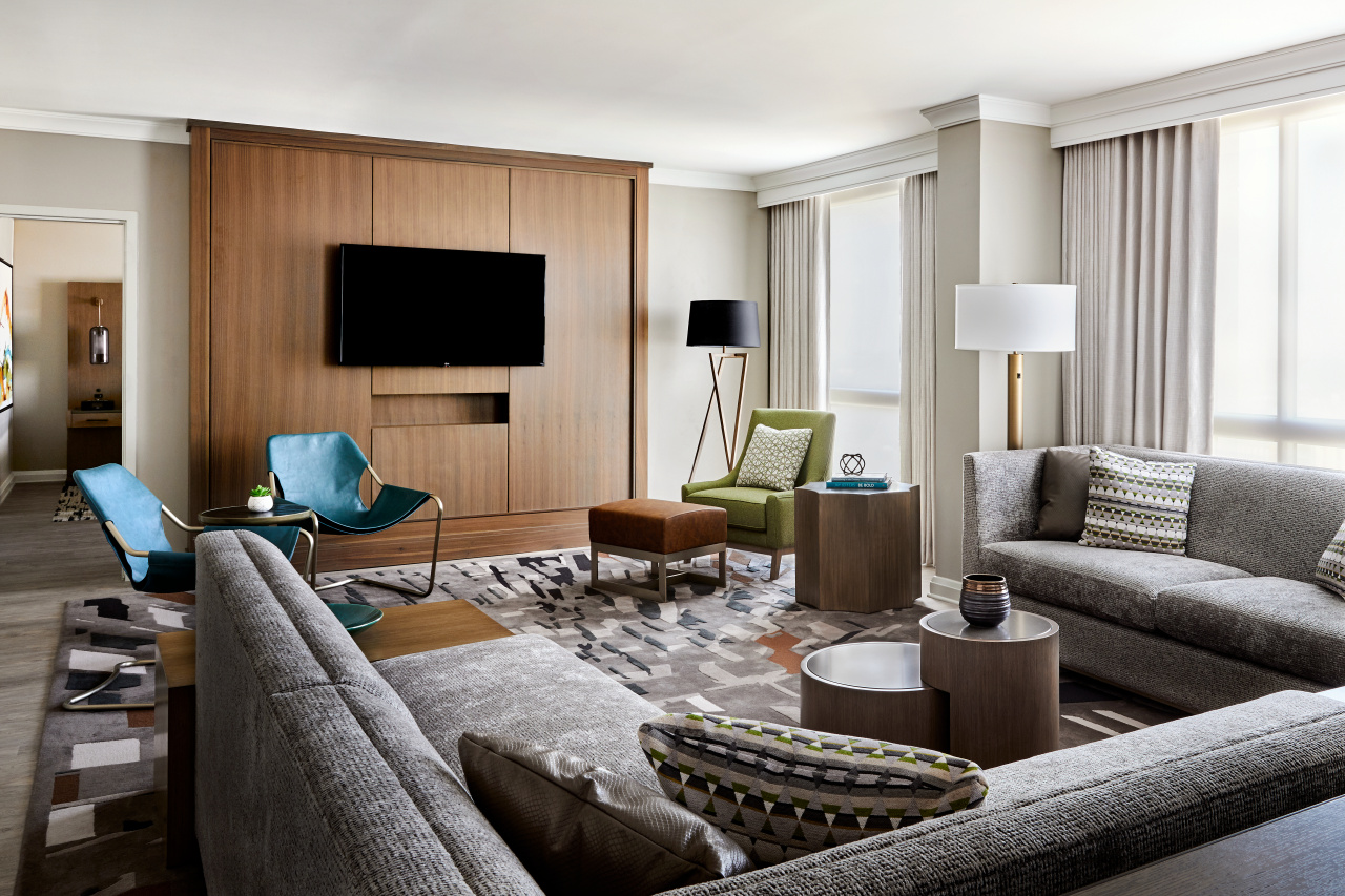 Grand Texan Suite Living Room